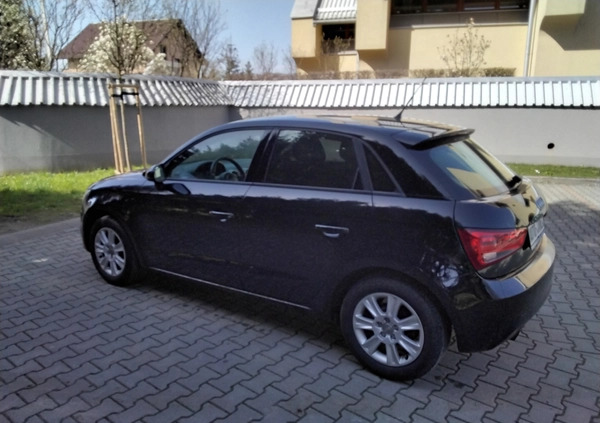 Audi A1 cena 42700 przebieg: 59100, rok produkcji 2014 z Ostrołęka małe 211